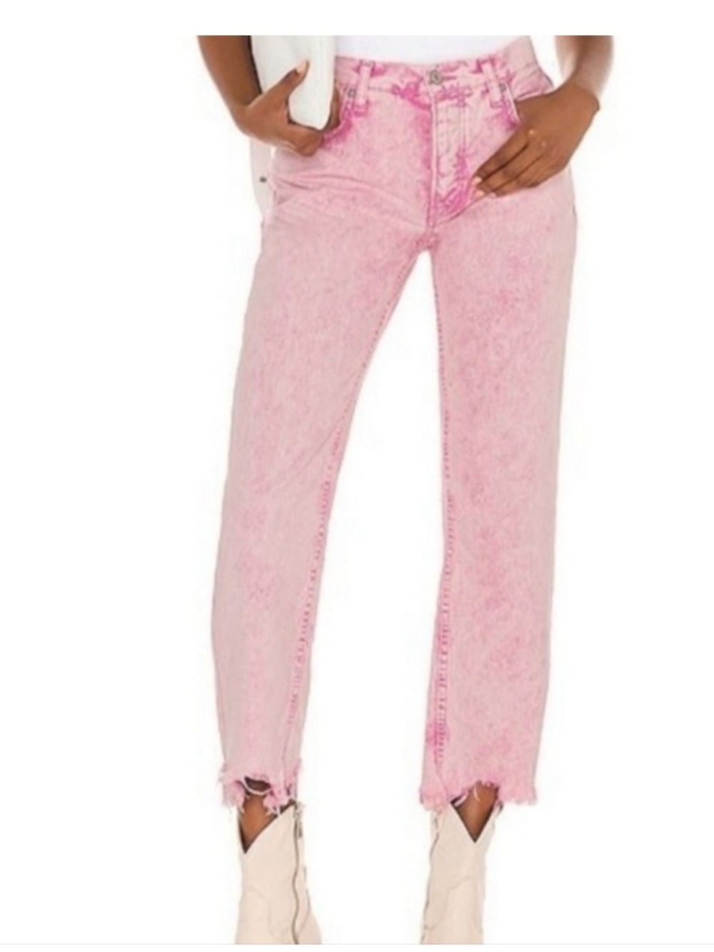 NWOT Free people Maggie Mid-Rise
Pink Acid-Wash Cropped Jeans